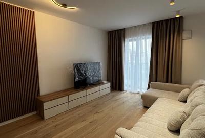 Apartament cu 2 camere semidecomandat în Aviației
