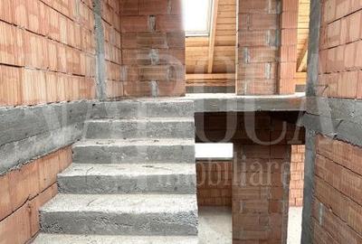 Casa 7 camere de vanzare in Salicea - 8