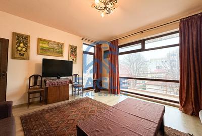 Apartament cu 2 camere decomandat, mobilat în Central