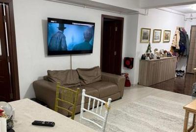 Apartament cu 2 camere decomandat, mobilat în Tomis Nord