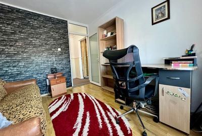 Apartament luminos 3 camere, 2 băi, parcare - 9