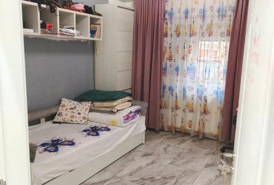 Apartament 3 camere Dva Nord mobilat utilat-garaj 98.000eur neg - 9