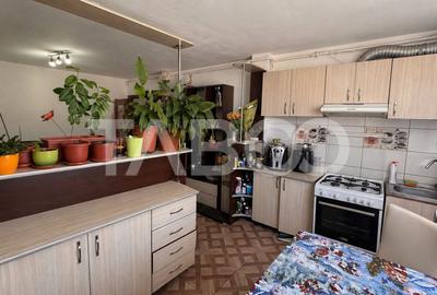Apartament 3 camere 76 mpu +loc de parcare zona Terezian Sibiu - 2