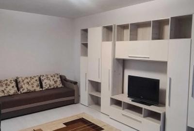 Apartament cu 2 camere decomandat în Târgu Cucu