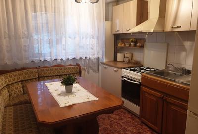 3 Camere - Bd. Chisinau nr. 15 - 1