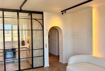 Apartament Exclusiv 3 camere+dressing, cu Vedere Panoramică spre Casa Popor - 2