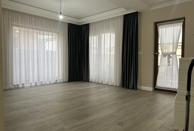 Duplex, 4 camere, 290mp teren, 125mp utili, curent trifazic -  Sacalaz - 1