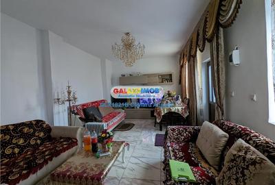 Timpuri Noi casa 3 camere,125mp,teren 200 mp,renovata - 1