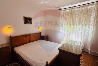 Apartament cu 2 camere de închiriat- Bulevardul Mamaia - 11