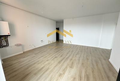 Apartament cu 3 camere decomandat în Aradului