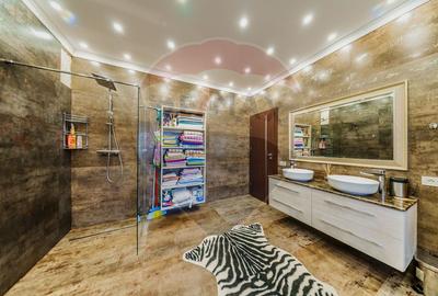 Casă de lux , finisaje premium, piscină, curte amenajată –Vladimirescu - 16