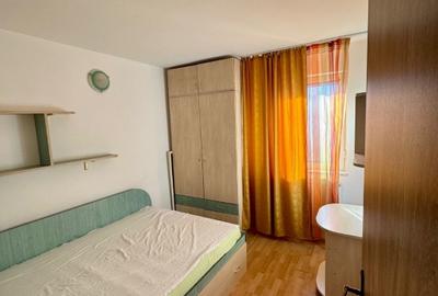Persoana fizică,vând apartament în Podu ros - 8