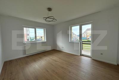 Apartament  de vanzare, 2 camere renovat - Sanpetru - 1