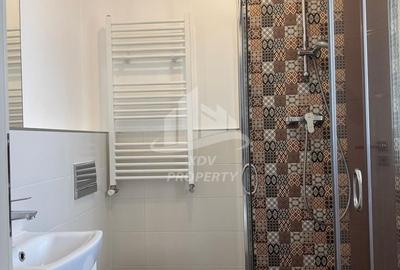 Apartament 4 camere decomandat , 2 bai, 2 balcoane,  90mpu , Parcare - 13