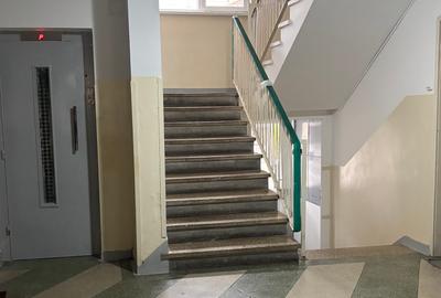 MILITARI, GORJULUI,bloc reabilitat termic,nestradal,proximitate piata,metrou - 13