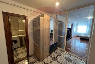 Apartament 3 camere în zona Sud-Vest ROMPETROL - 11