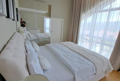 VAND PENTHOUSE 280 MP IN VILA + GARAJ LUX IN SINAIA PH COTA 1400 - 4