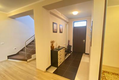 Se vinde URGENT Vila 6 camere Otopeni zona 23 August - 29