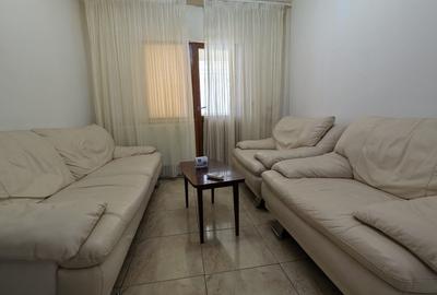 Apartament cu 3 camere, mobilat si utilat, etaj 4/4 | Zona inel 2