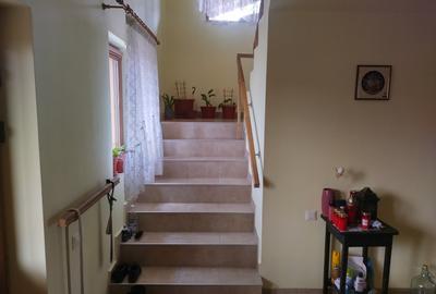 Proprietar vand  casa Sanpetru - 5