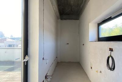 Penthouse cu piscină și terasa în zona istorică-peninsulară - 11