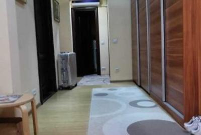 PALAS !! Apartament 3 cam decomandat foarte ingrijit. - 1