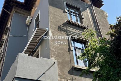 Birou, de 65 mp, în Universitate