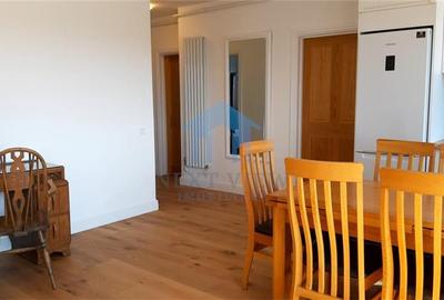 Apartament 3 camere, Piata 1 Mai - 10