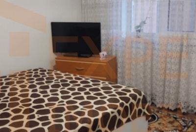 Apartament 2 camere de vanzare, situat in zona Poarta 6 - 4