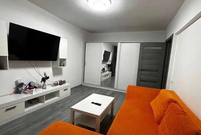 Apartament cu 3 camere decomandat, mobilat în Drumul Taberei