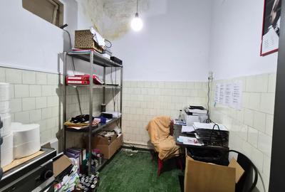 Imobil parter  - zona centrala -str Decebal colt cu Mircea cel Batran/84 mp - 13