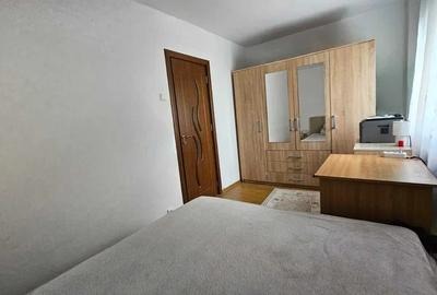 Apartament cu 3 camere, etajul 3/4, zona Alexandru cel Bun - 4
