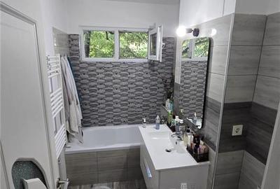 Apartament 2 camere Podu Roș, etaj 1, geam la baie, 49.57mp - 4