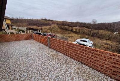 Casa de vanzare individuala cu garaj in Bucium - 17