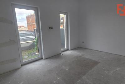 Duplex modern si spatios, gradina interiora de 12 mp - zona Sacalaz - 12