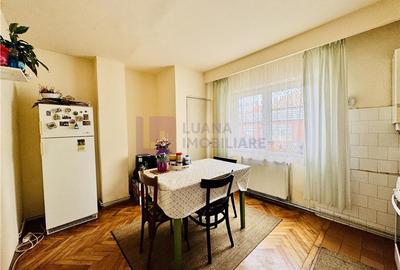 Apartament 2 camere de vanzare | decomandat | strada Lunga | pivnita | video - 5