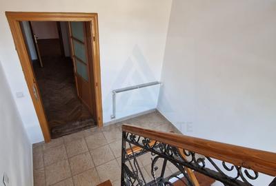 Casa P+1+M cu 5 camere teren 486 mp garaj si filigorie in Trei Stejari - 2