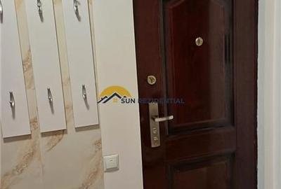 Metrou Aparatorii Patriei- garsoniera in bloc 2012 - 3