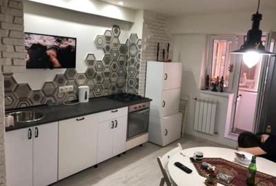 Vanzare apartament 3  camere Renovat Mircea Voda - 1