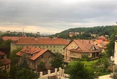 Casă cu panoramă  Str Horia - 6