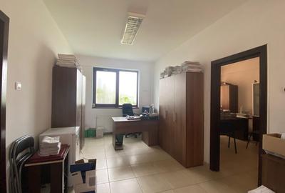 Ofer inchiriere spatiu zona centrala, pretabil birouri, cabinete,83 mp,2800 lei