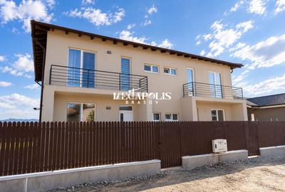 Duplex cu 4 camere în Sânpetru