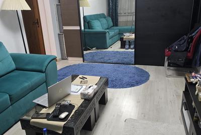 Apartament cu 2 camere decomandat, mobilat în Eroii Revoluției