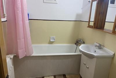Apartament 3 camere , zona ultracentrala (Casa de Pensii ) , decomandat ,72 mp , - 7