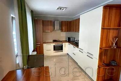 Apartament cu 2 camere semidecomandat, mobilat în Andrei Mureșanu