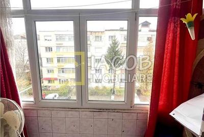 Apartament doua camere, str. Milcov, etajul 3 - 10