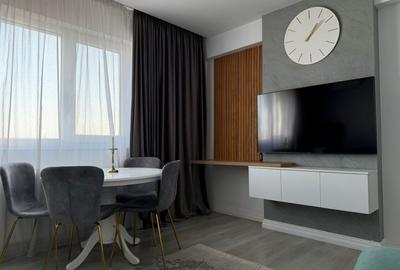 Apartament cu 3 camere decomandat, mobilat în Apărătorii Patriei