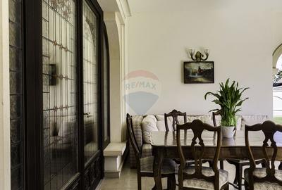 Stil si eleganta ! Vilă superba 320 mp cu teren 1728 mp in Mandruloc - 36