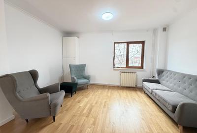 Vila de inchiriat Gherghitei | 7-8 camere | curte mare | acces rapid A3 - 4