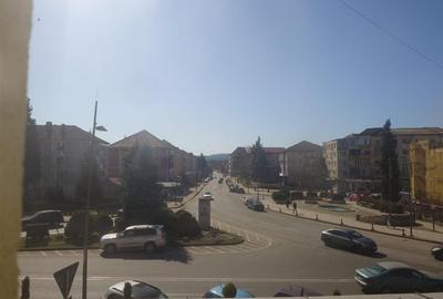 Spatiu pentru birouri km 0 Brad - 4